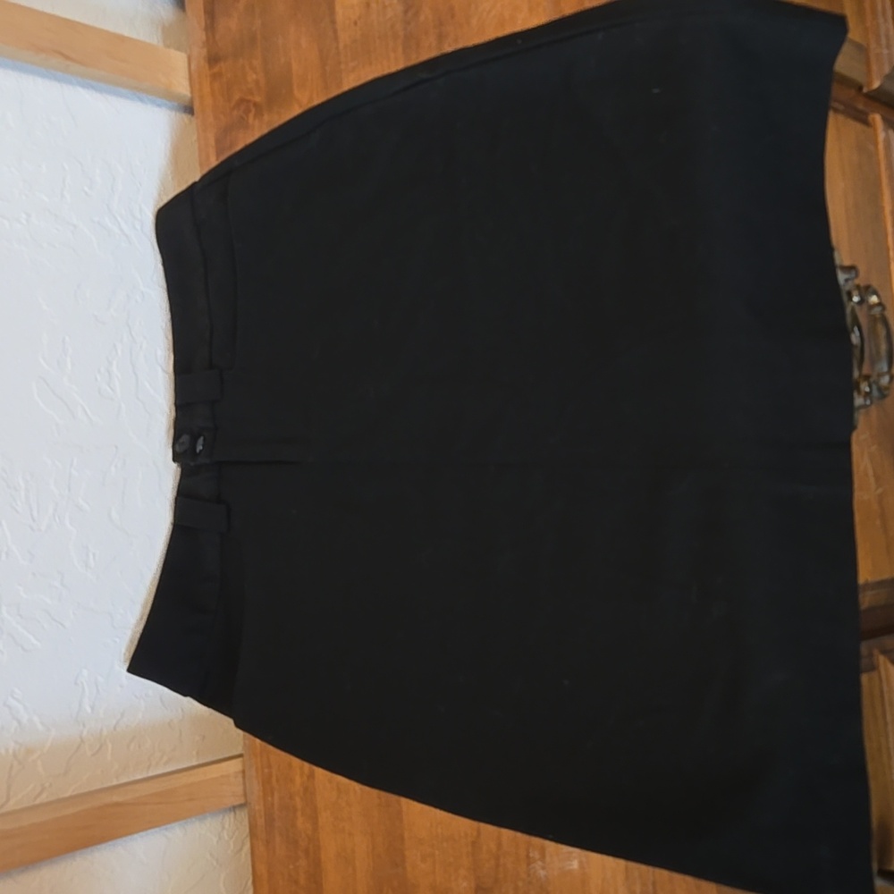 Black tangents pencil skirt